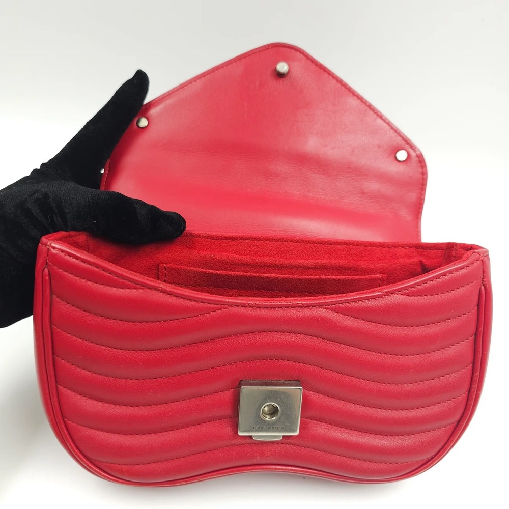 ✈️Sold! Louis Vuitton Red New wave Chain Crossbodybag (2018) - Picture 6 of 9